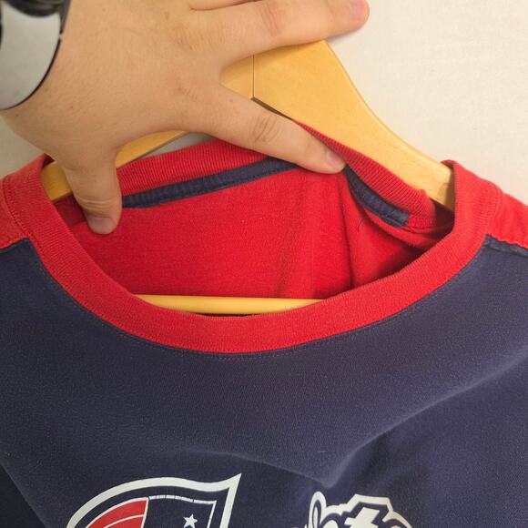 Patriots, 2 tone red and Blue Tee Shirt W/ Back Graphic, NO TAG Mens XL - Picture 2 of 7